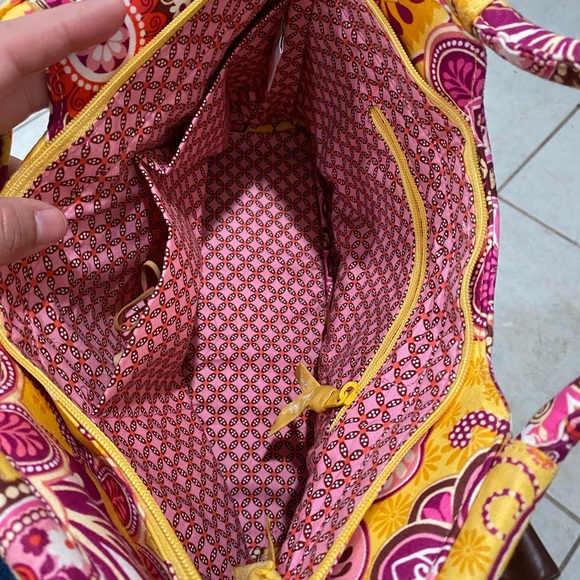 Vera Bradley Purse - Picture 4 of 9